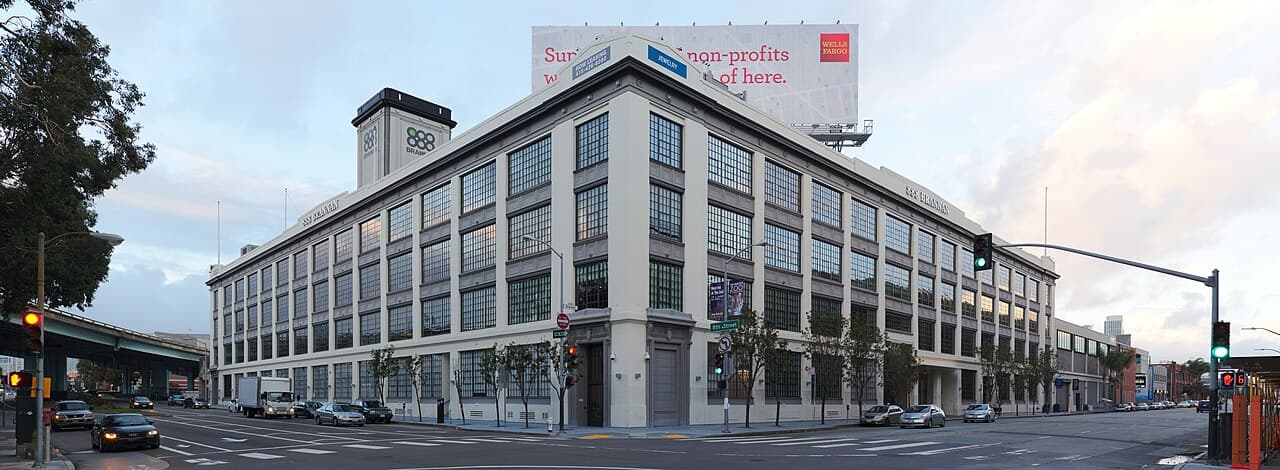 Wikimedia Commons image associated with Airbnb, Inc.